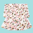７歳用着物：白地に淡いピンクと紫の薔薇の花柄。